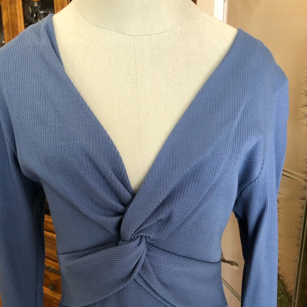 Powder Blue Mini - Picture 2 of 5